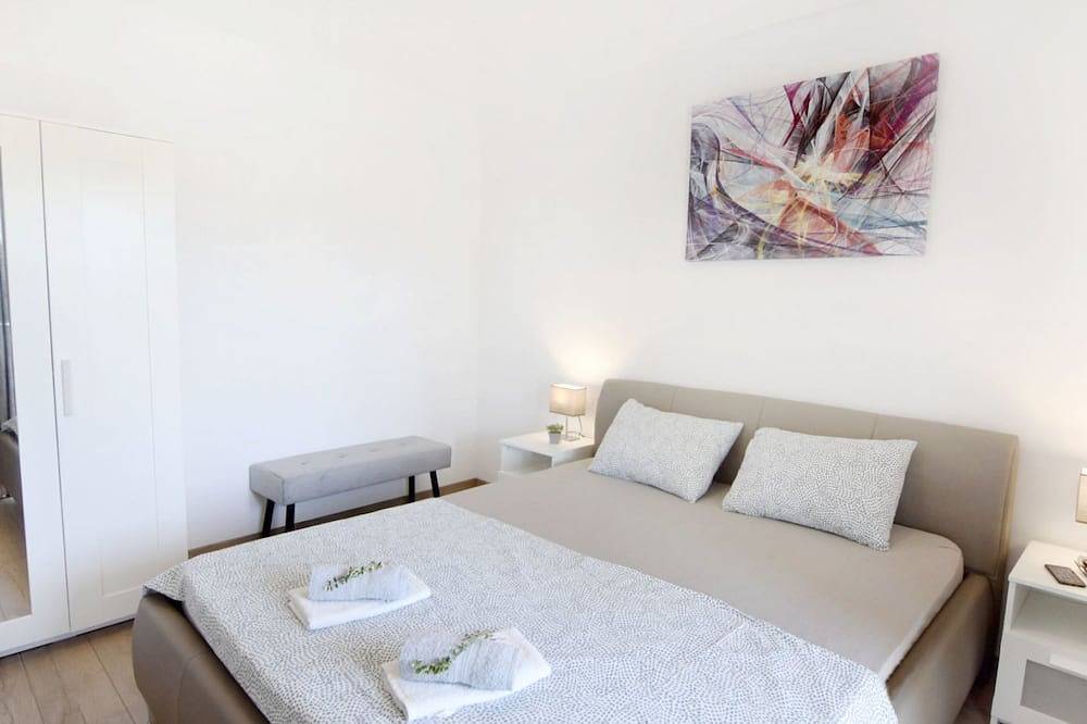 Ganze Wohnung, Apartment 2 in einer neuen Villa mit Pool in ruhiger Lage in Umag und Umgebung