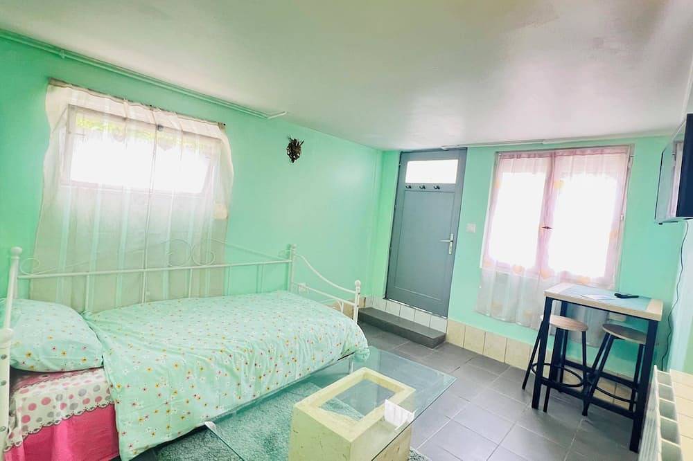 Maison Proche de Paris et Disneyland et Cdg Paris.\n\n2 personne 1chambre,1salon. in Villemomble, Sena-Saint Denis