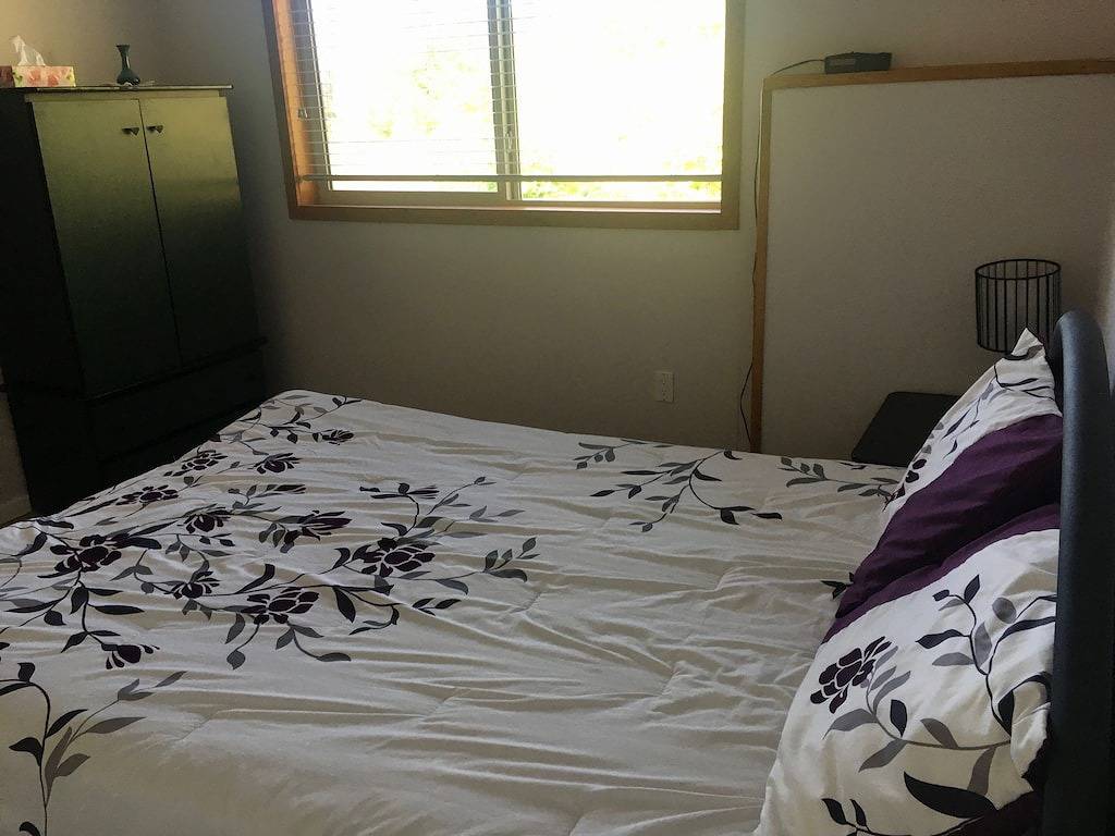 Fun Suite zwischen zwei Gewässern in Sechelt, Sunshine Coast Regional District