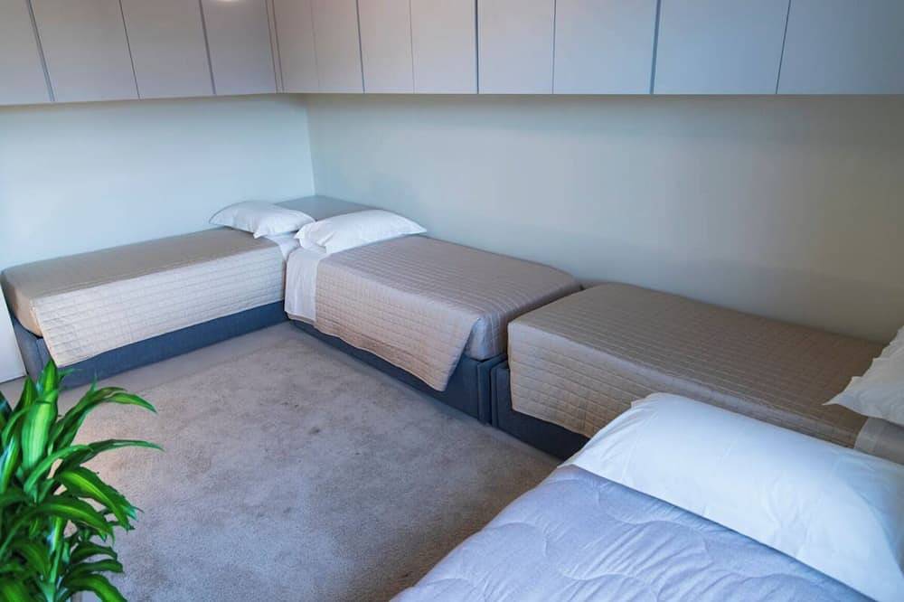 Apartamento entero, Super Beachfront Penthouse for Families with Breakfast, 2 Parking Spaces, Private Beach in Fano (desambiguación), Fano (Municipio)