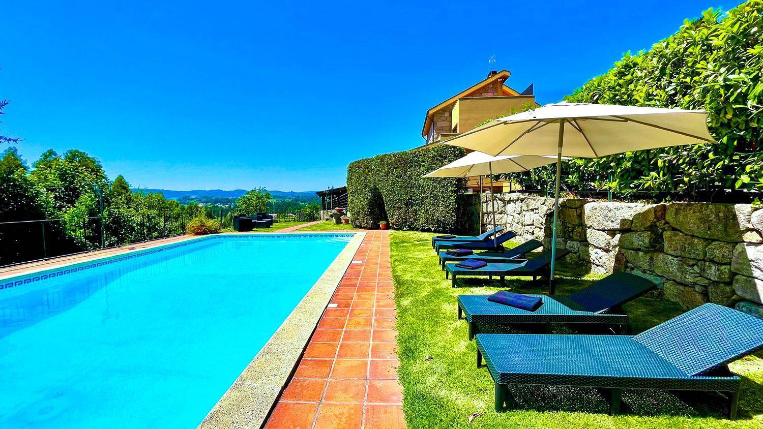 Casa De Férias para 16 Pessoas em Penafiel, Bustelo