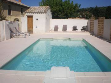 Chambre d’hôte pour 4 personnes, avec piscine et jardin à Piolenc