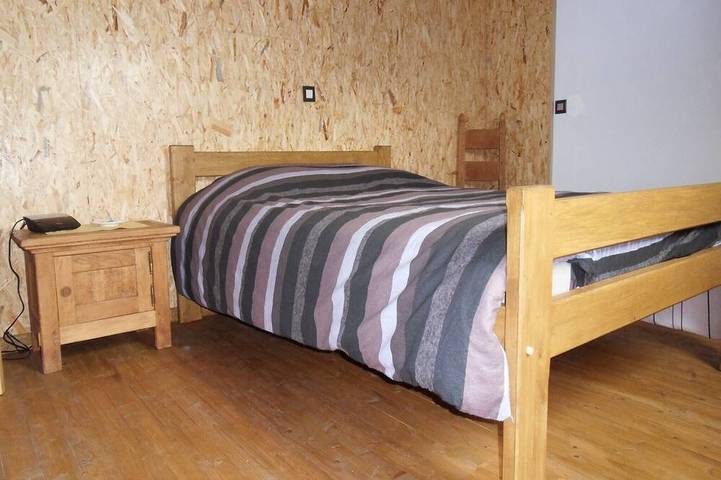 Location de vacances pour 26 personnes, avec terrasse et jardin, animaux acceptés à Couvin - 3