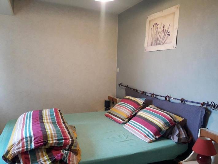 Location de vacances pour 8 personnes, avec vue ainsi que jardin et terrasse, animaux acceptés à Sainte-Colombe (Lot) - 2