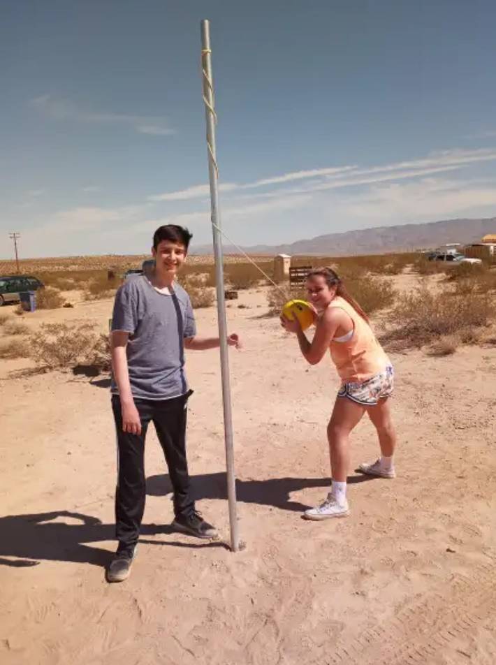Einfach Camping Dies ist ein Campingplatz, bringen Sie Ihr eigenes Zelt mit! in San Bernardino County