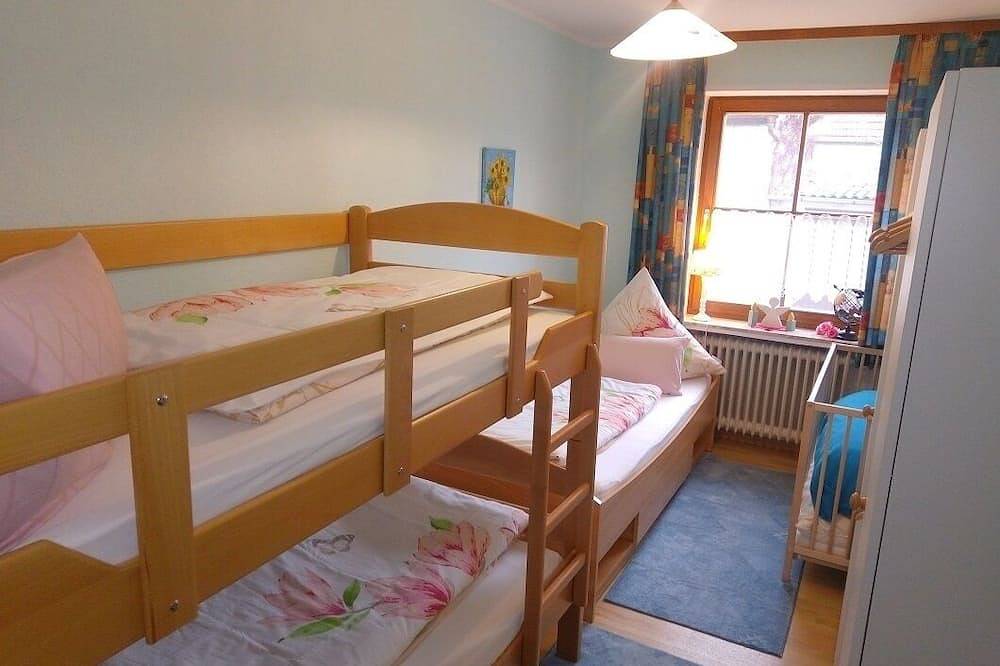 Ganze Wohnung, Große Fewo-eigener Hauseingang - Sommer-Hofgarten in Ehingen a.Ries, Bayerisch Schwaben