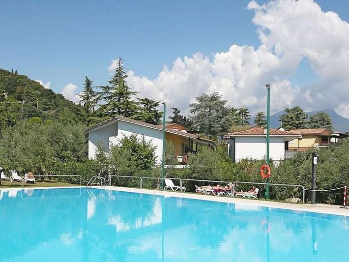 Camping für 4 Personen, mit Seeblick in der Lombardei