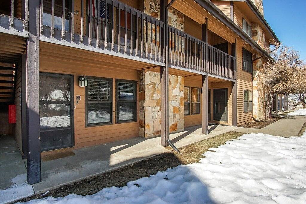 Ganze Wohnung, Powder Mountain Wolf Lodge 706 Condo Remodeled! Elegant! Outdoor Community Pool in Eden (UT), Uinta Wasatch Cache National Forest