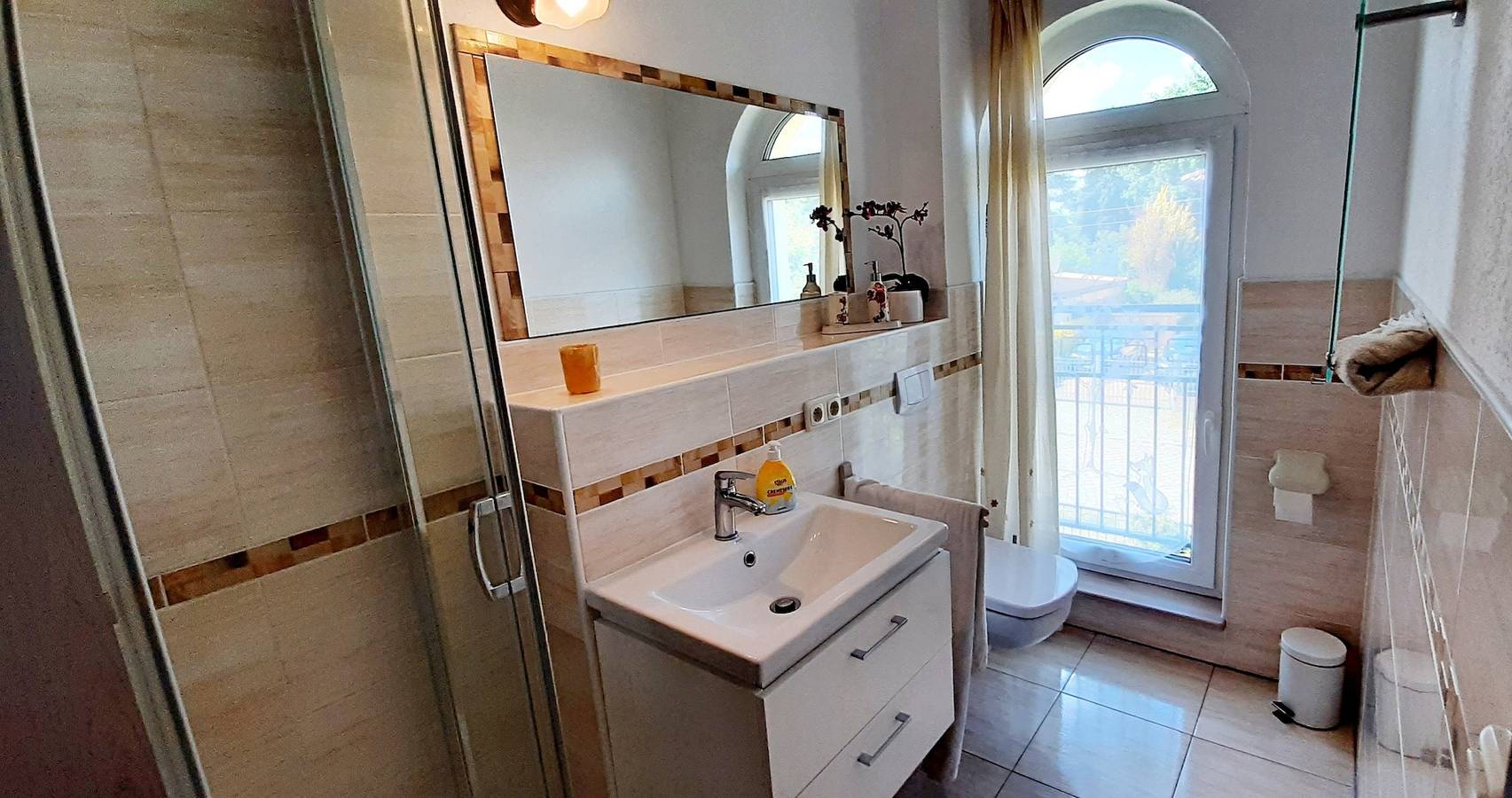 Ganze Ferienwohnung, Eden / 1 Zimmer Appartment in Dahlwitz-Hoppegarten, Hoppegarten