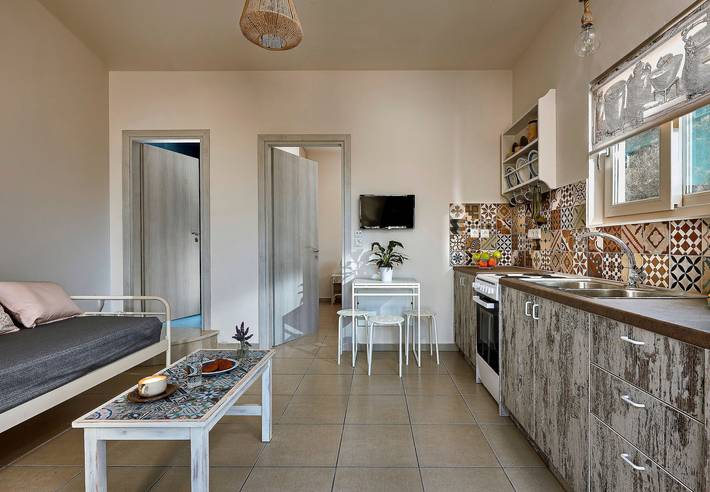 Appartamento intero, Cozy vintage style apartment /shared pool – Ru in Lygaria, Achlada