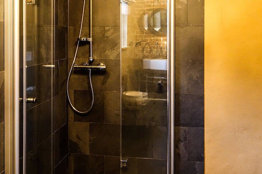 Gänsetrappe - romantisch verträumtes Ferienhaus mit Grundstück zur Alleinnutzung in Ballenstedt, Harzvorland