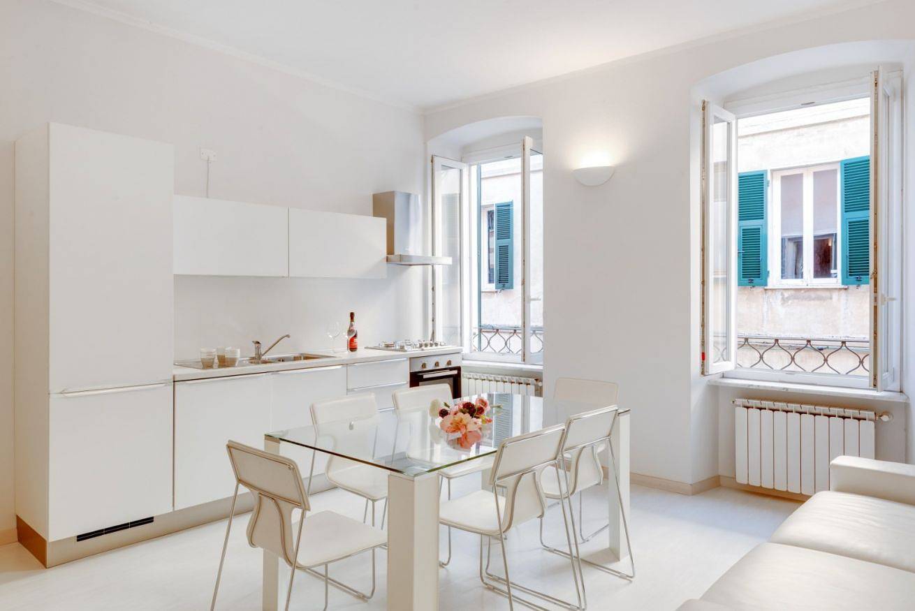 Ganze Wohnung, Sarzana White Apartment in the Historic Centre in Sarzana, Naturpark Montemarcello-Magra-Vara