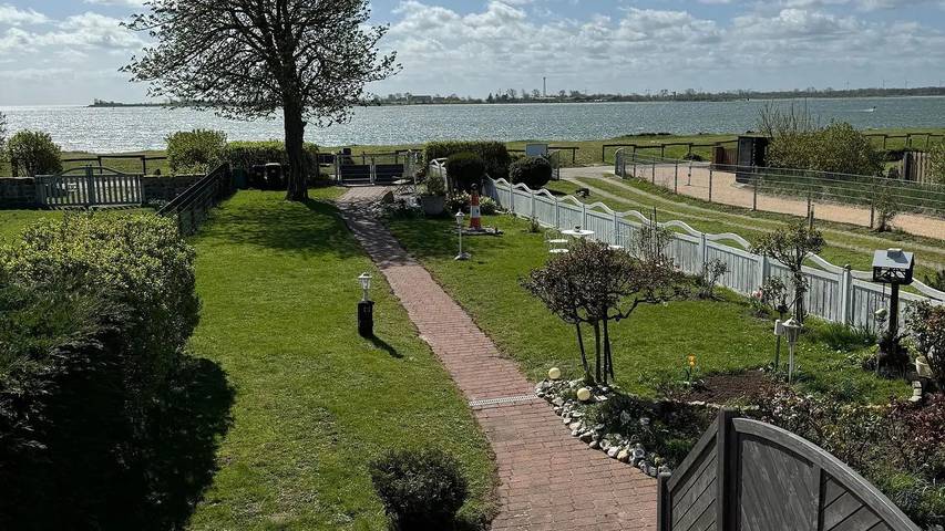 Ferienhaus mit Meerblick für 3 Personen, mit Garten