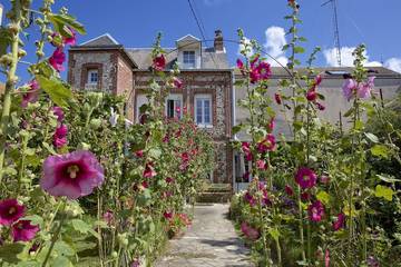 Location de vacances pour 5 personnes, avec jardin ainsi que jacuzzi et terrasse à Yport