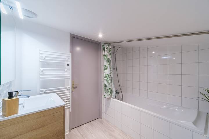 Apartamento entero, Apartamento de vacaciones para 4 personas con balcón in Muhlbach-sur-Munster, Parque natural regional de los Ballons des Vosges