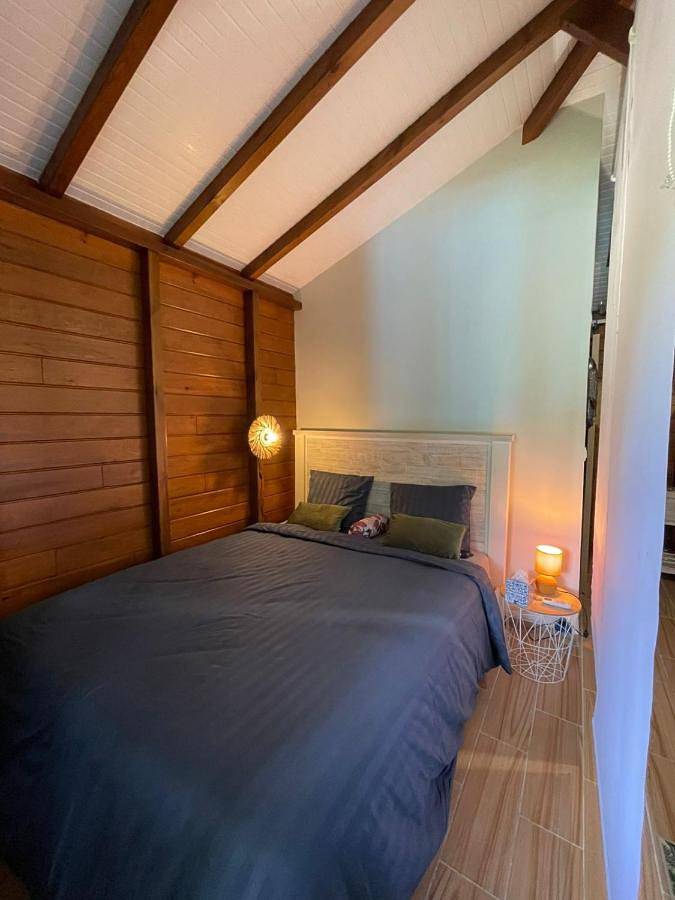 Location de vacances pour 2 personnes, avec jardin et jacuzzi à Goyave (Guadeloupe) - 2