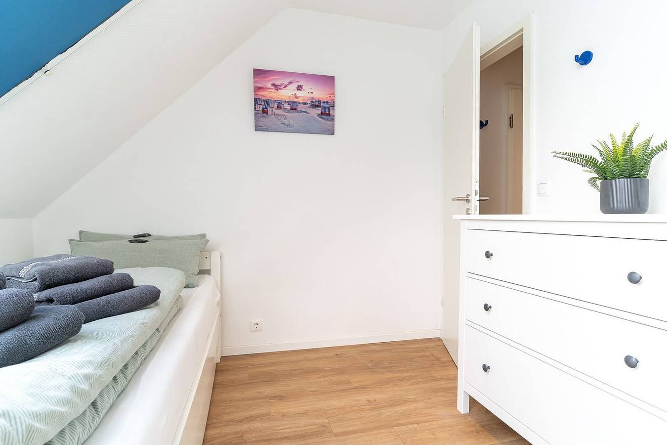 Apartamento entero, Urlaub in St. Peter-Ording: Charmante Maisonette-Wohnung mit Balkon in St. Peter-Bad, St. Peter-Ording