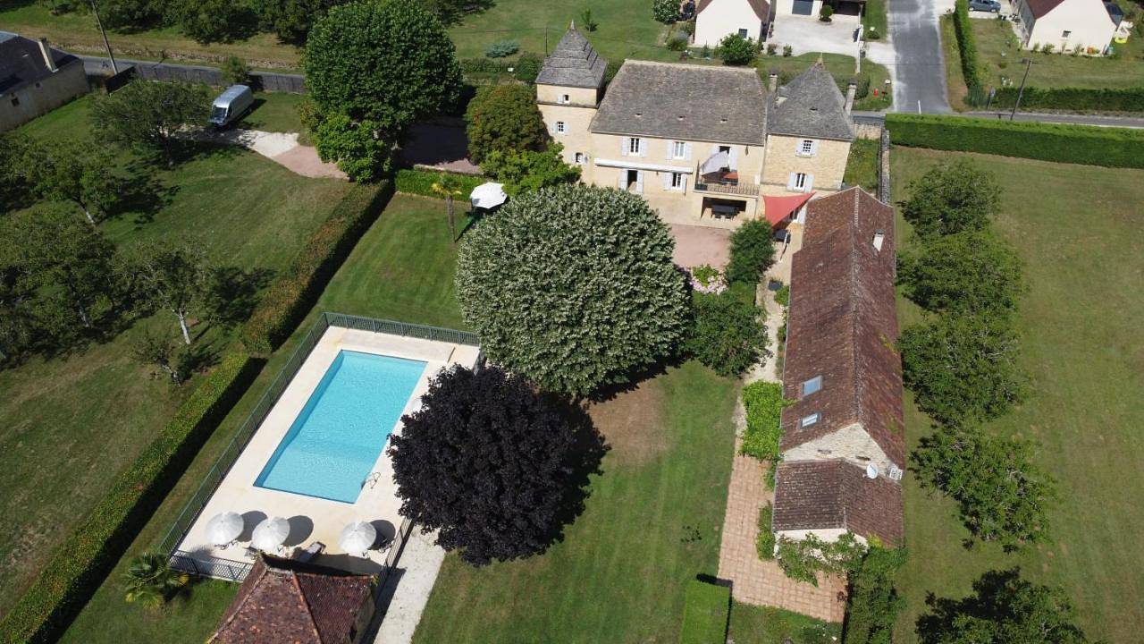 Domaine Jolidetour climatisé, piscine et tennis privés in Saint-Crépin-et-Carlucet, Périgord Noir
