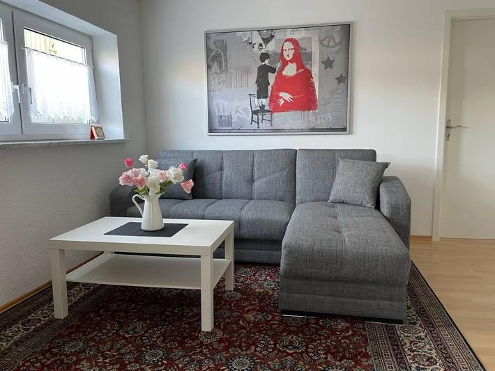 Ganze Wohnung, Ferienwohnung Stella - Ferienwohnung Stella mit  sonnigem Garten in ruhiger Lage in Ichenhausen, Bayerisch Schwaben