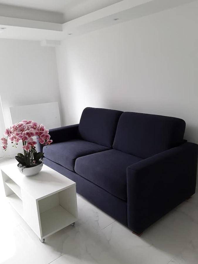 Appartement de vacances entier, Studio vu le jardin in Maurepas, Yvelines