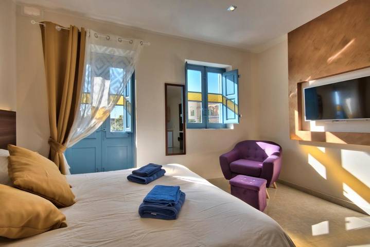 Maison d’hôte pour 2 personnes, avec Terrasse à San Giljan
