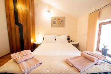 Gîte pour 3 personnes, avec terrasse, adapté aux familles dans Stara Zagora