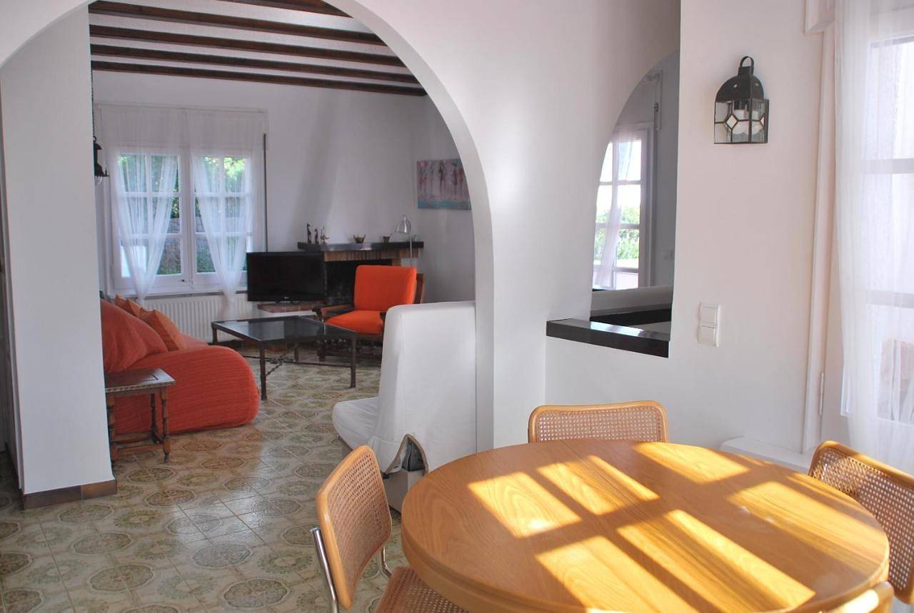 Entire apartment, Es Caials in Platja Es Caials (Cadaques), Cadaques