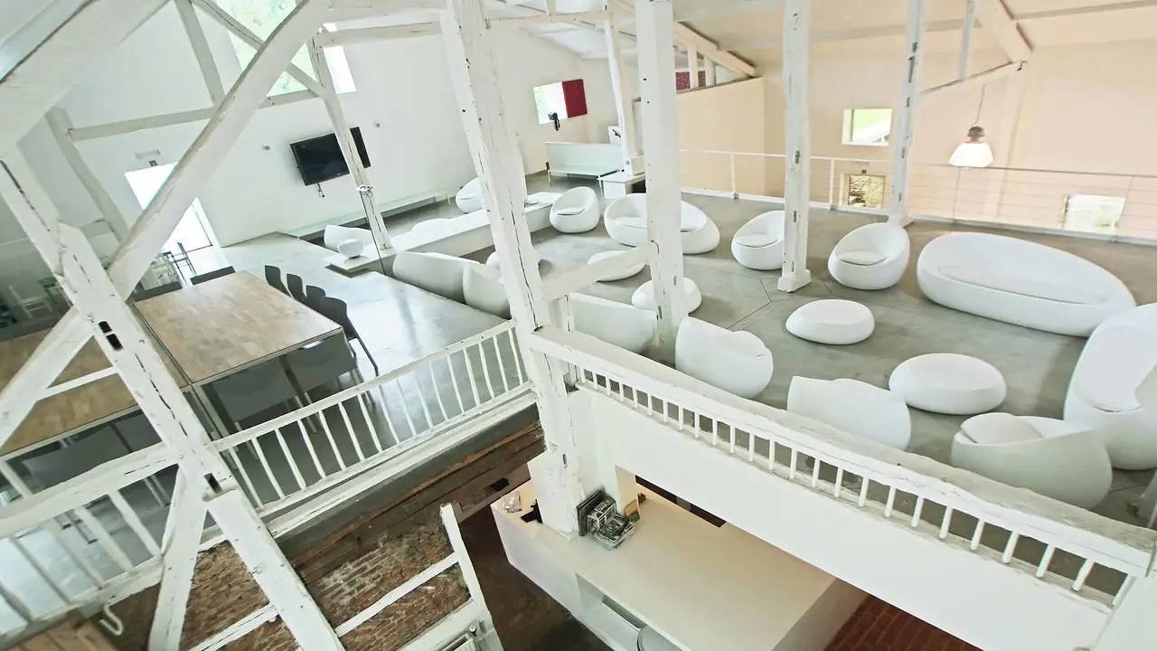 Maison de vacances pour 38 personnes avec terrasse in Daverdisse, Région de Neufchâteau