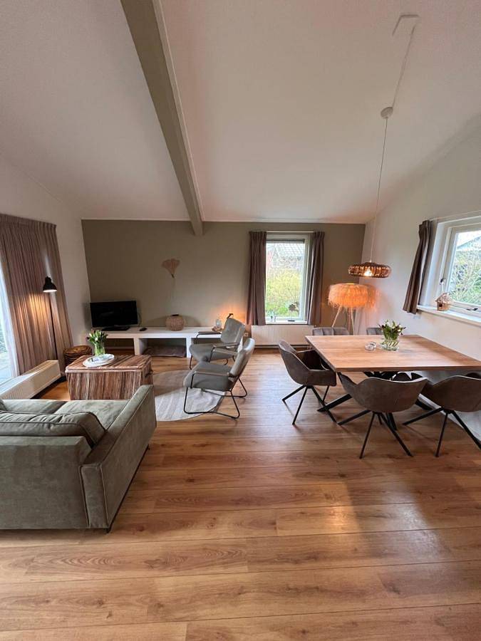 Three-Bedroom House in Nationalpark De Alde Feanen