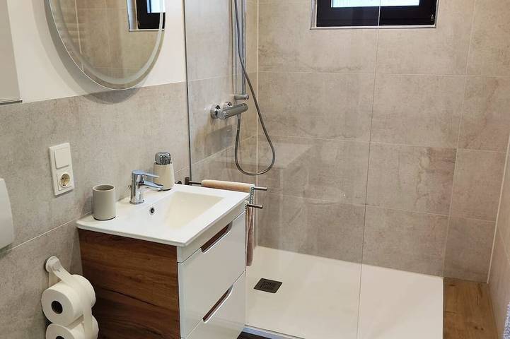 Ganze Wohnung, Ferienwohnung/App. für 2 Gäste mit 50m² in Wertheim in Wertheim, Taubertal
