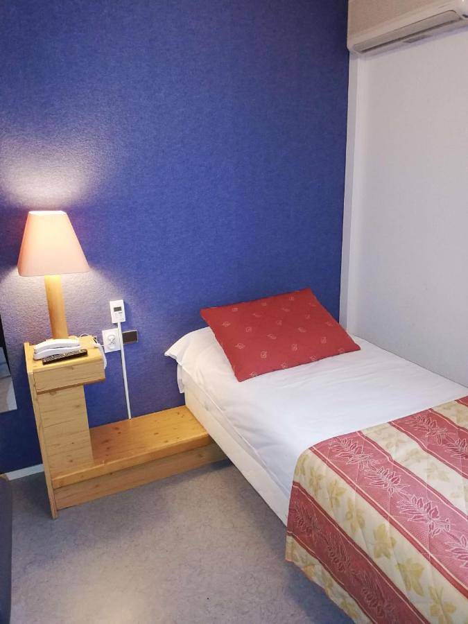 Triple Room in Fumel, Quercy