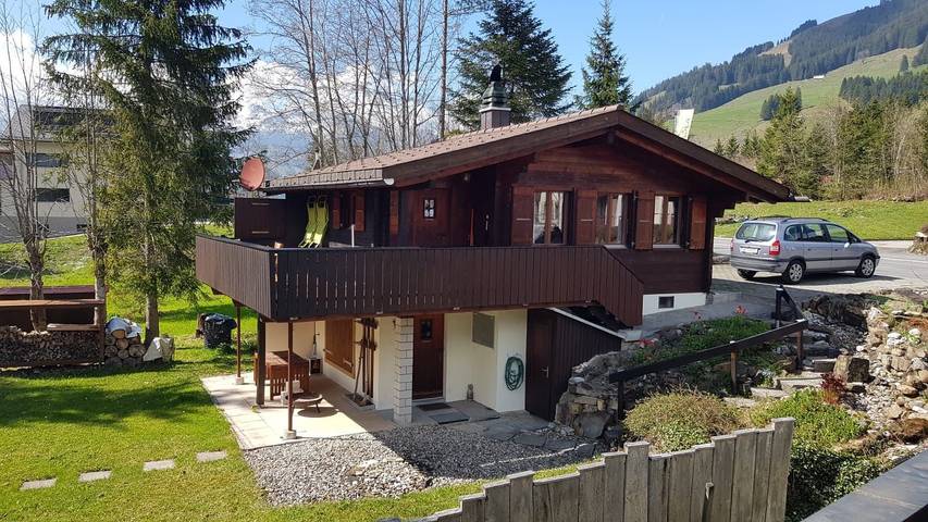 Chalet für 4 Personen, mit Garten und Terrasse in Sörenberg