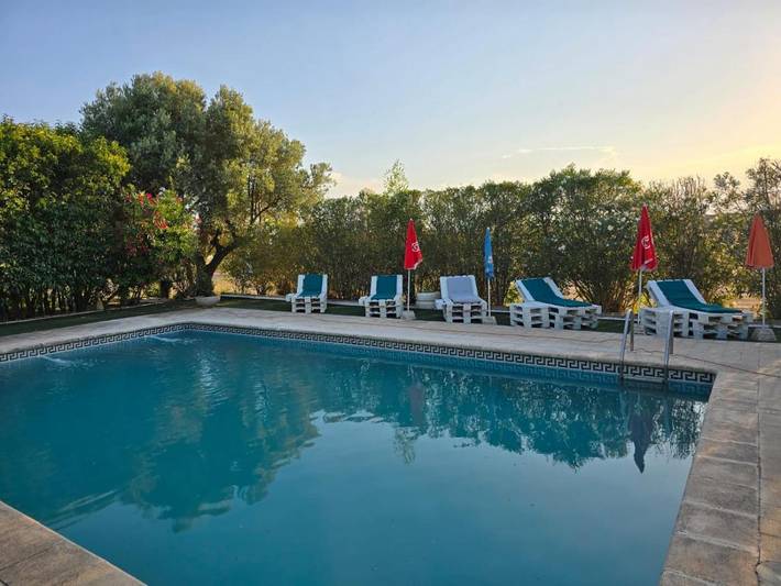 Chalet para 14 personas, con terraza y piscina - 1