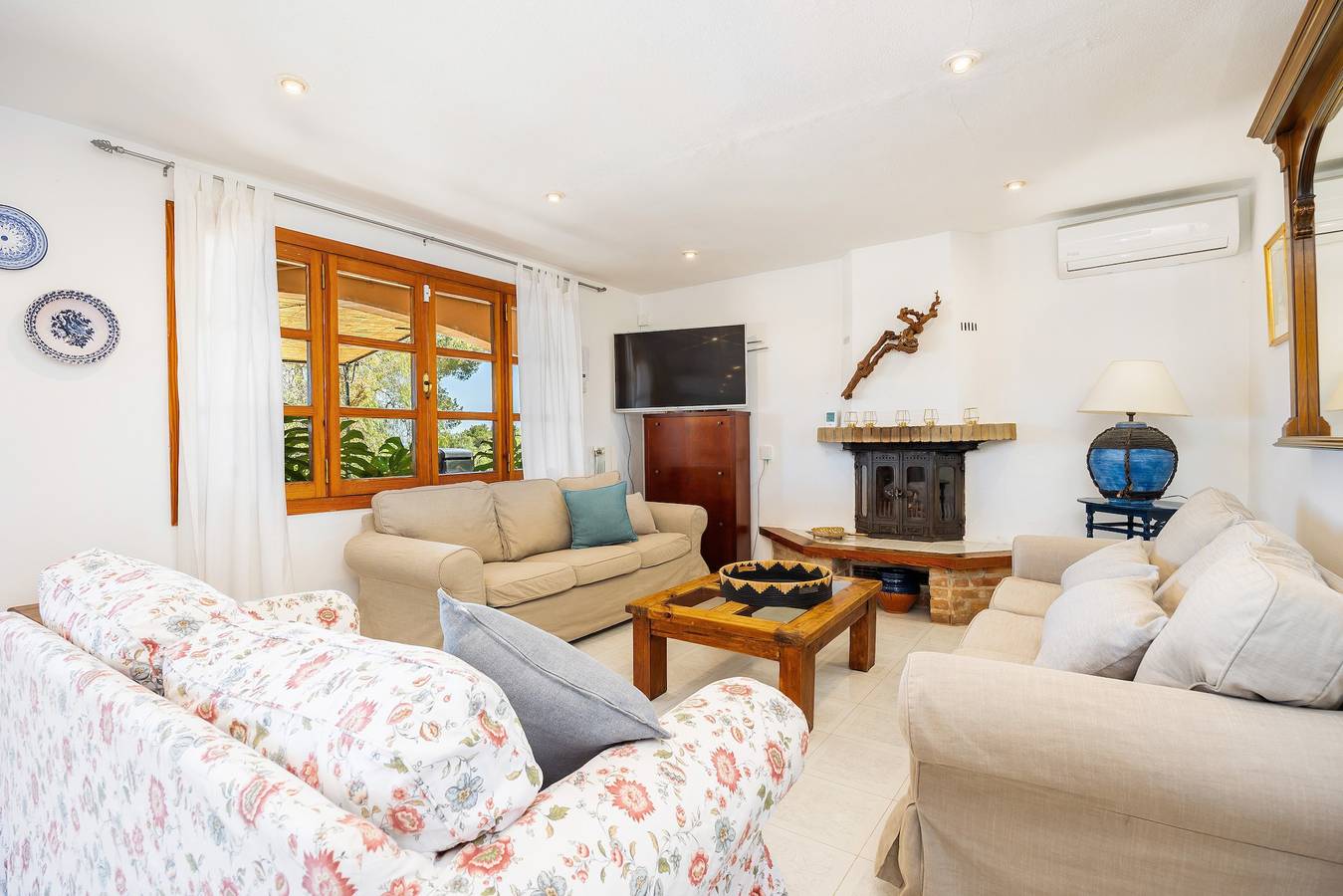 Casa de campo 'Es Puig De Ses Coves' com vista para a montanha, Wi-Fi e ar condicionado in Santa Eugènia (Baleares), Maiorca Centro