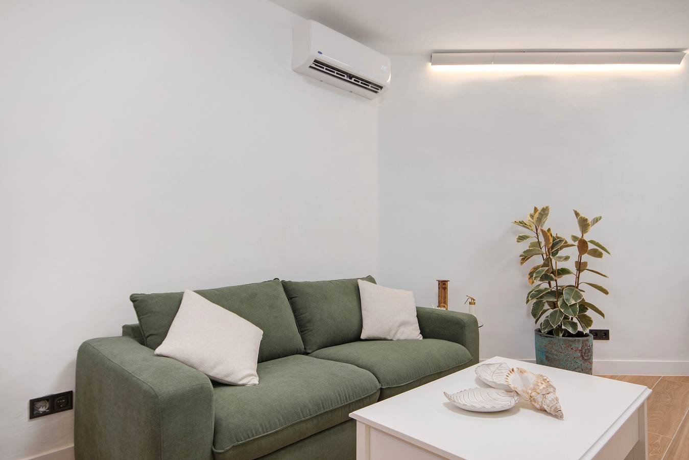 Apartamento entero, Vacaciones 'Silent Beach Las Canteras' con Wi-Fi y Aire Acondicionado in Las Palmas de Gran Canaria Centre, Las Palmas de Gran Canaria