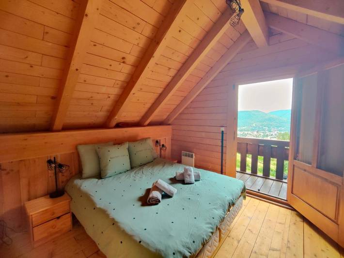 Gîte pour 6 personnes, avec Balcon et Jacuzzi ainsi que Terrasse et Jardin à Dommartin-lès-Remiremont - 4