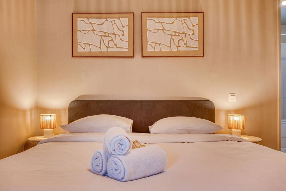 Ganze Wohnung, L’Atmosphère – Agréable T2 avec terrasse – 2 pers – Tram T5 in Bron, Rhône