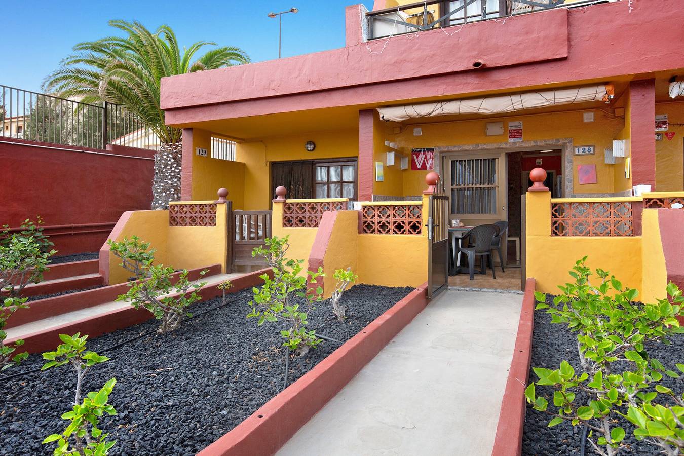 Appartement entier, Appartement 'Casa Anpi' avec vue sur la piscine, Wi-Fi, jardin et terrasse in Costa de Antigua, Antigua