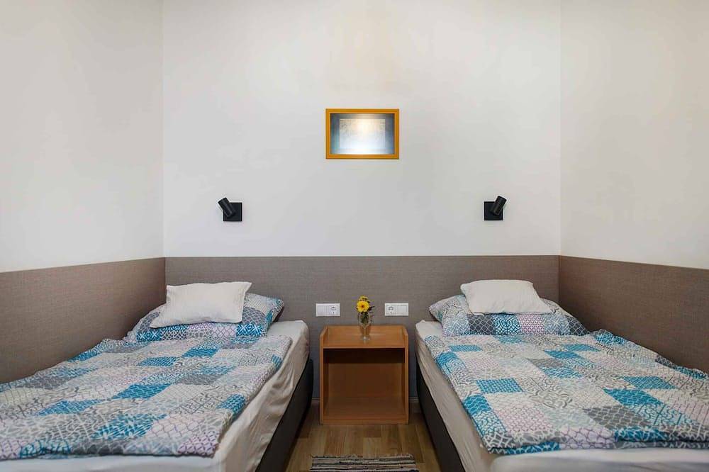 Ganze Wohnung, Ferienwohnung nur 30 m vom Strand entfernt in Balatonboglar, Plattensee Südufer