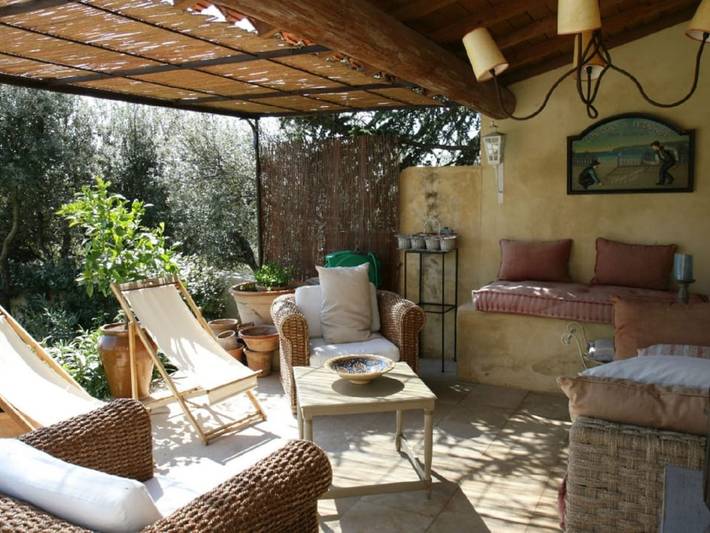 Location de vacances pour 8 personnes, avec piscine et jardin, animaux acceptés à Cabrières-d'Avignon - 4