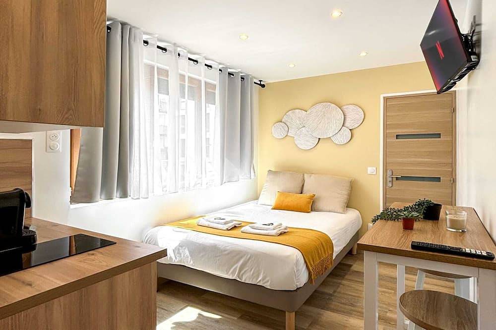 Entire apartment, Hoche A 12 - Studio Apartment, Sleeps 2 in Le Pré-Saint-Gervais, Seine-Saint-Denis