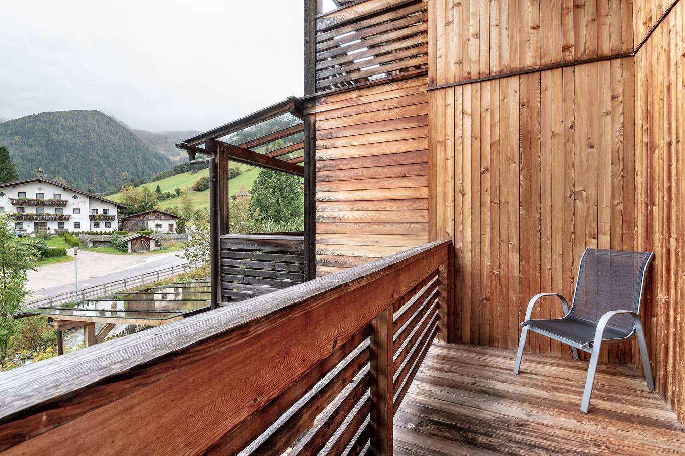 Zimmer 'Naturidyll Mitterbach 6' mit Bergblick, Gemeinschaftsgarten und Wi-Fi in Weissenbach (Ahrntal), Ahrntal