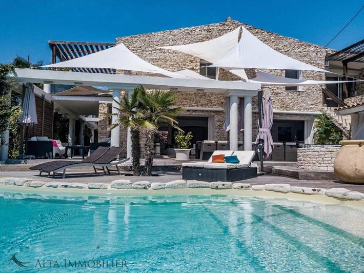 Chambre d’hôte pour 2 personnes, avec Terrasse et Jardin ainsi que Piscine et Vue à Bonifacio