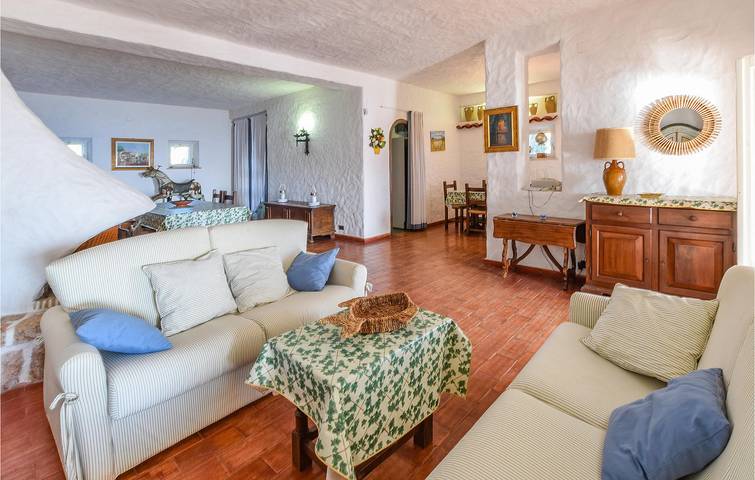 Accogliente appartamento di 300 m² sulla spiaggia con parcheggio e internet in Costa Ionica Calabria