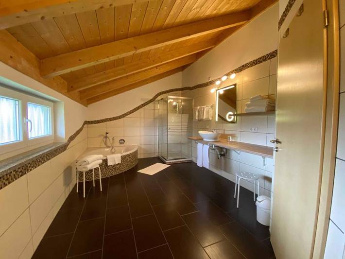 Ferienhaus für 6 Personen, mit Garten und Terrasse sowie Ausblick und Sauna in Kirchberg im Wald - 4