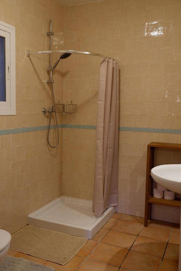 Casa rural para 2 personas, con vistas además de jardín y piscina en Valle del Guadalorce - 4