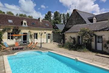 Gîte pour 12 personnes à La Chapelle-aux-Naux