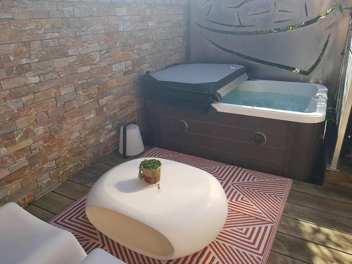 Chambre d’hôte pour 2 personnes, avec Jacuzzi et Terrasse ainsi que Jardin et Piscine à Gujan-Mestras - 3