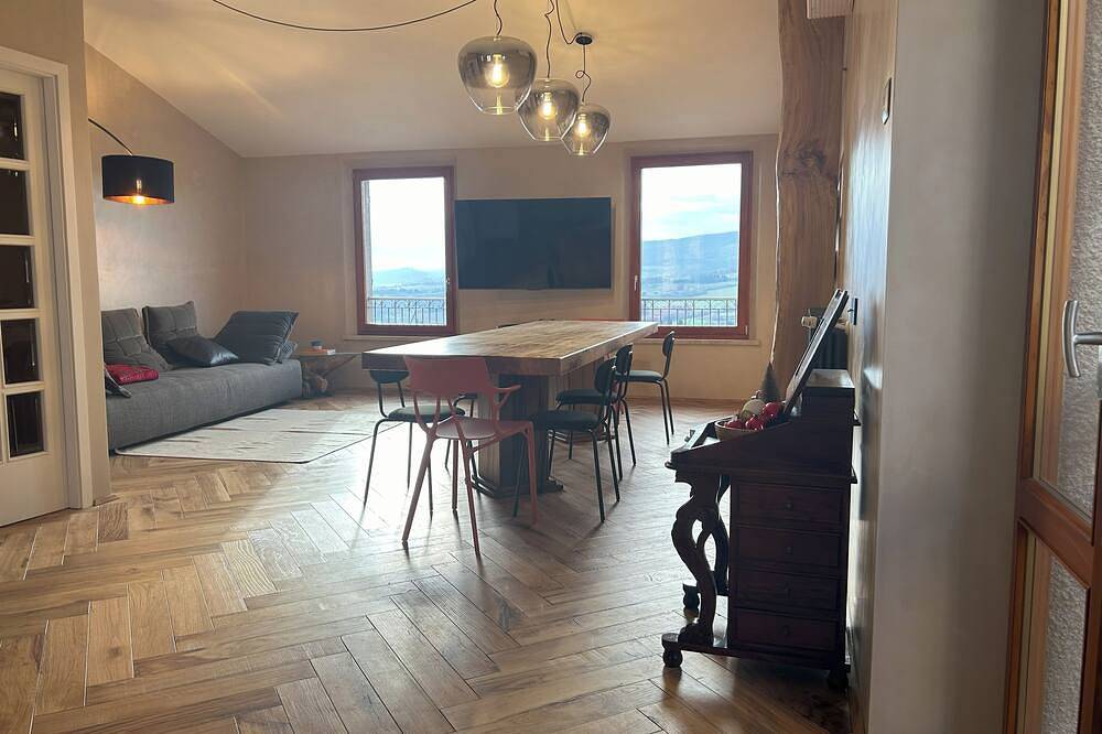 Appartement entier, Luxury apartment in Chianciano Terme with access to pool in Chianciano Terme, Province de Sienne