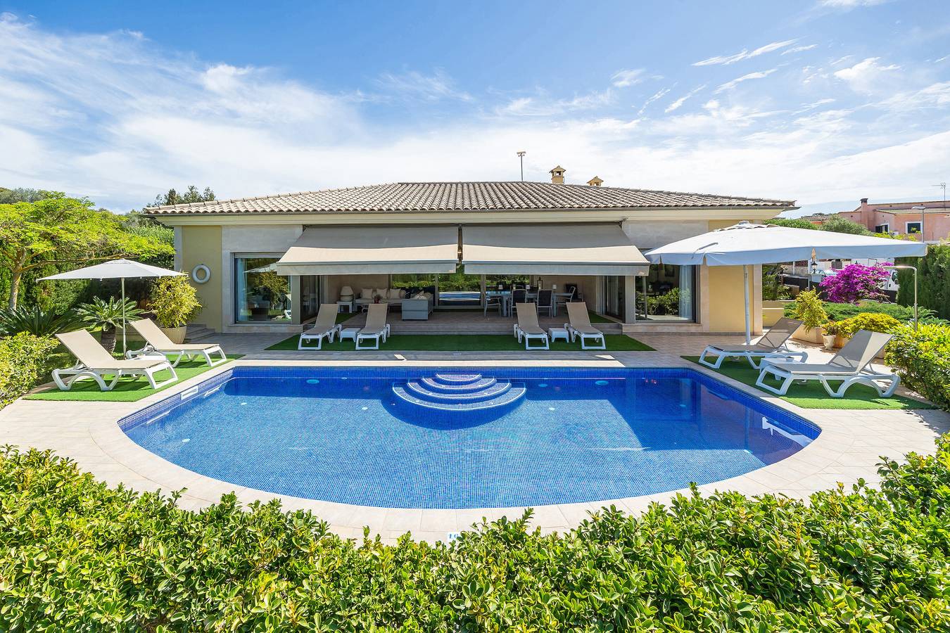 Villa Bellviure in Palma mit Bergblick, privatem Pool, Terrasse und Wlan in Sant Marçal, Marratxí